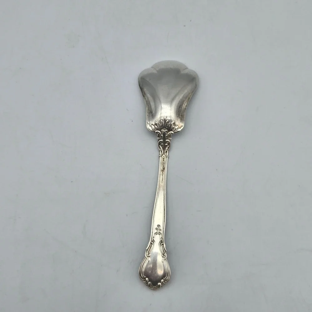 Vintage Pre 1950 Gorham Chantilly Sterling Silver‎ Sugar Shell Spoon 31g No Mono